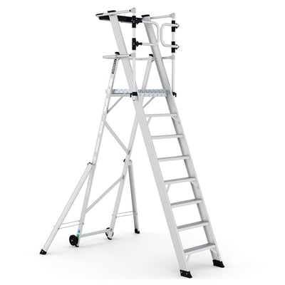 KEYPRO platformsstige i aluminium med 7+1 trin og stor arbejdsplatform, udstyret med hjul for nem transport.