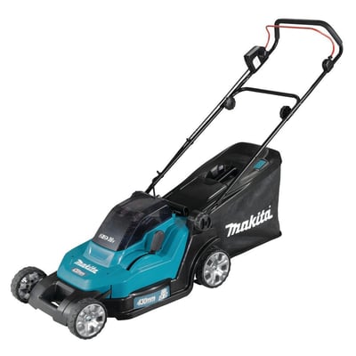 Makita akku plæneklipper DLM432Z set fra siden med græsopsamler monteret, fremhæver 43 cm klippebredde og 36V batterisystem.