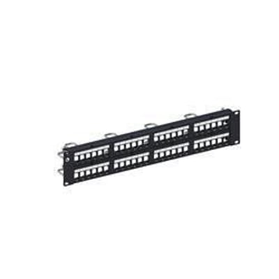 CommScope NetConnect SL STP patchpanel i sort med 48 porte, 2U højde, fremviser tomme konnektorpladser.
