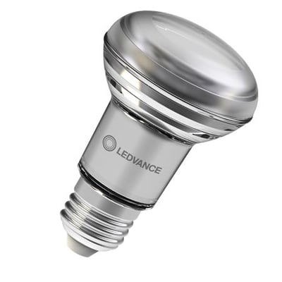 Ståleffekt af en Osram Ledvance R63 LED-pære med E27-sokkel, der viser dens reflekterende overflade og mærke.