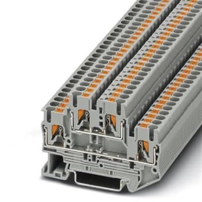 Detaljeret nærbillede af Phoenix Contact PTTB 2,5 etageklemmer i grå, der viser den innovative push-in-tilslutning og de orange betjeningsknapper til ledningsføring.