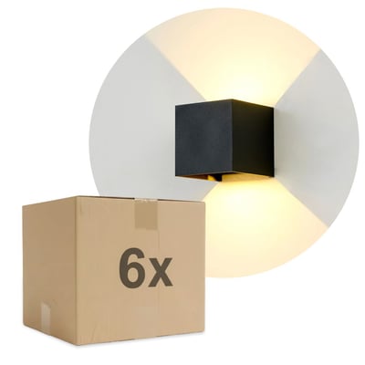 LEDlife CUBIC PRO sort, firkantet væglampe lyser opad og nedad, med en papkasse ved siden af.