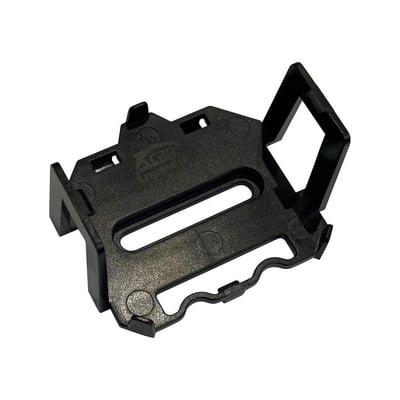 Scan Products DIN-skinne beslag i sort plast til tavlemontering af lysdæmper eller relæ med mål på 47x47x22 mm.