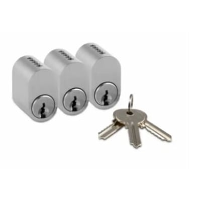 Tre ovale cylindere med 5 stifter i matnikkel finish, inklusiv tre nøgler samlet på en ring.