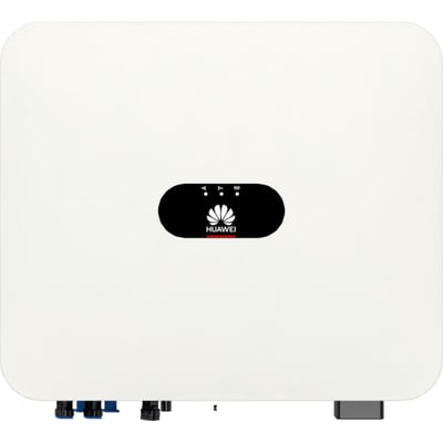 Hvid Huawei SUN2000-5K-LB0 hybrid solcelleinverter set forfra med sort Huawei-logo og tilslutninger langs underkanten.