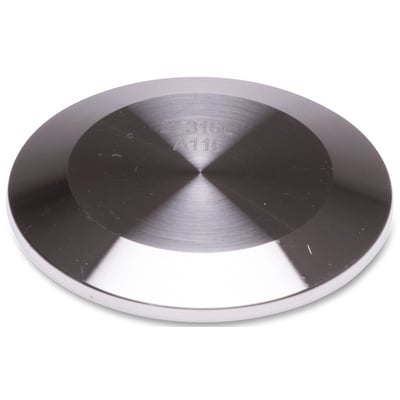 En cirkulær clamp blindskive i rustfrit stål 316L med indgraverede specifikationer, egnet til 130,0 mm flange.