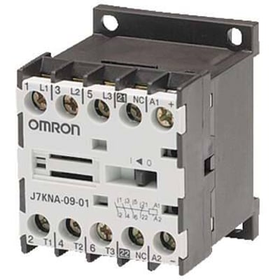 Omron J7KNA-09-01 kontaktor, 3-polet, med mærkning for 1 L1|3, 13|5, L2|5, L2|5, L3|21, NC A1 samt 2 T1|4, T2|6, T3|22, NC A2.