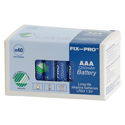 Emballagen til FIX-PRO alkaline AAA LR03 long life-batterier med blå batterier synlige gennem vinduet.
