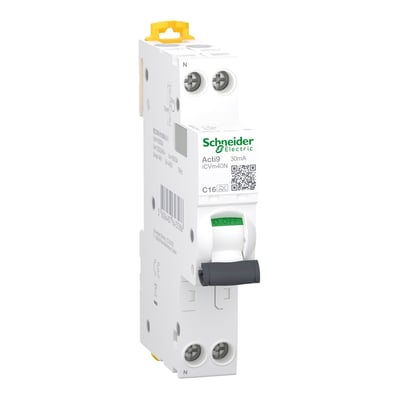 Schneider Electric Acti9 iCVm40N kombiafbryder, C16 16 A og 30 mA, set skråt forfra med sort greb.
