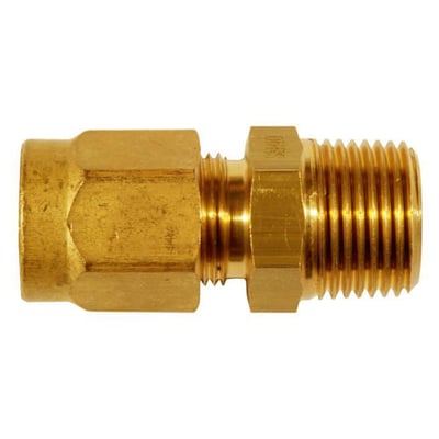 Serto messing union fitting med 12 mm slangeforbindelse og 3/4'' udvendigt gevind på hvid baggrund.