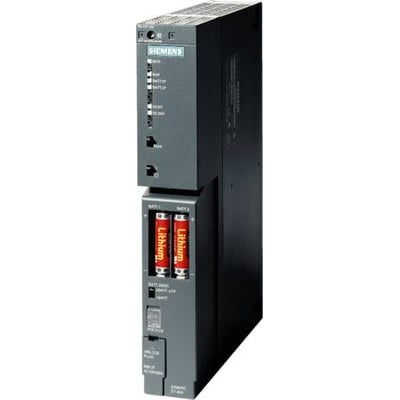 Siemens SIMATIC S7-400 PS407 strømforsyning med to batterier i et batterirum, viser frontpanelets indikatorer og knapper.