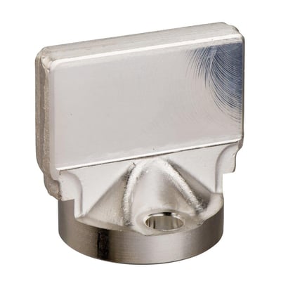 Schneider Electric stab til 630b/1250A drawout afbryder, fremstillet af poleret metal med synlige bearbejdningsspor.