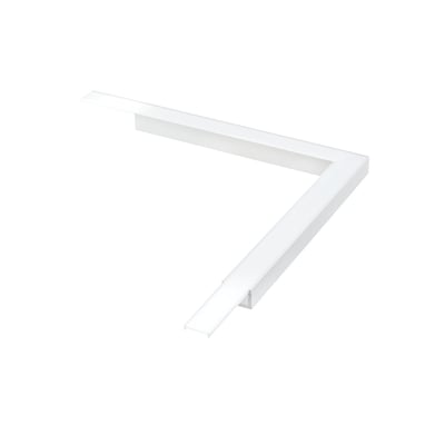 SG Armaturen Stripline hvid profil til påbygget hjørne med integreret lysleder på hvid baggrund.