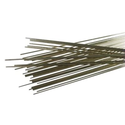 Dansk Ædelmetal sølvslaglod præsenteret som en bundt af tynde, blanke stænger med en let gylden nuance mod en hvid baggrund.