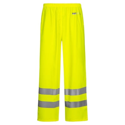 Nærbillede af Lyngsøe Rainwear regnbuksernes logo på hoften, som viser produktets mærke og kvalitet.