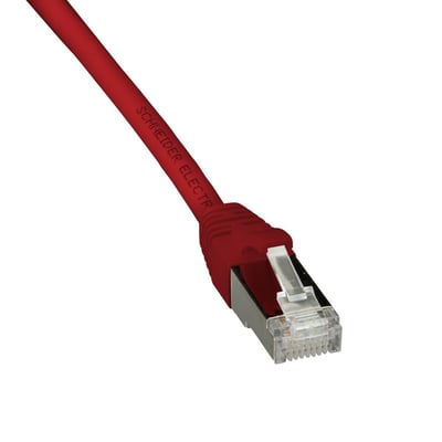 Nærbillede af Lauritz Knudsen Kat.6A S/FTP patchkabel med rød LSZH kappe, viser RJ45 stikket med metalafskærmning.