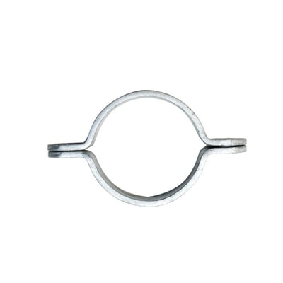 Et enkelt gråt metal halsjern med en indre diameter på 139,7 mm og en bredde på 6 mm, vist på hvid baggrund.