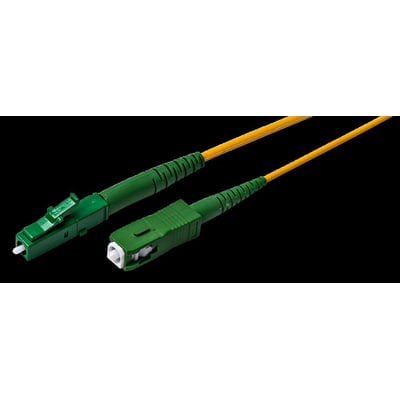 Gul fiberoptisk patchkabel, 6 meter, med LC/APC og SC/APC konnektorer, begge grønne.