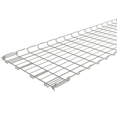 Legrand FC gitterbakke 30x500 mm i syrefast rustfri 316L stål, tæt på fronten, der viser den integrerede sikkerhedskant og en 3-meter længde.
