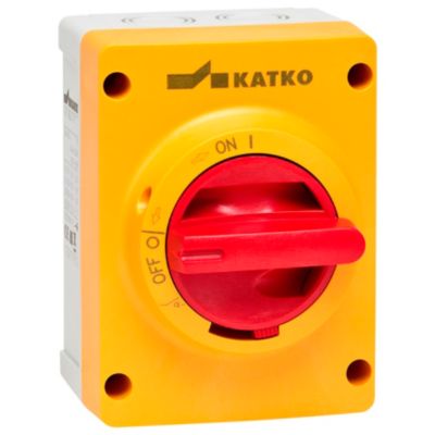 Fronview af Katko 3-polet sikkerhedsafbryder 16A, viser den kraftige røde drejekontakt og IP66 mærkning, monteret på et robust hvidt hus.