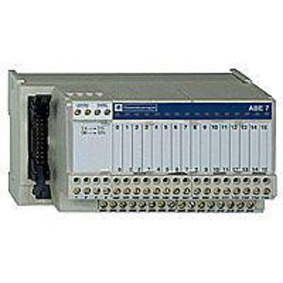Schneider Electric tilslutningsblok ABE7H16R10 med 16 kanaler og skrueklemmer for nem installation af kabler.