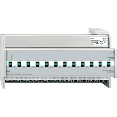 Schneider Electric relæudgang til DIN-montering med 12 kanaler og manuel betjening, vist med grønne kontakter og tydelig mærkning.