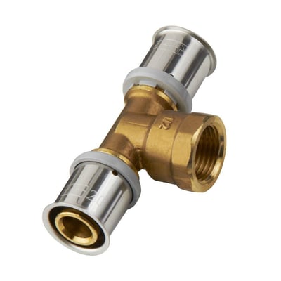 Detaljebillede af Roth T-stykke PressCheck, der viser den indvendige gevinddel og presfittings på 32mm rør.