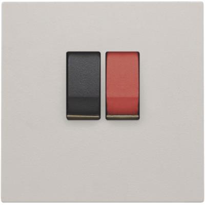 Niko afdækning til højtalerudtag i lysegrå, med sorte og røde terminaler til højttalerkabler.