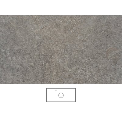 Svedbergs Mineral-bordplade i kalksten, 101 x 46 cm, med gråmeleret overflade og skitse af armaturhul.