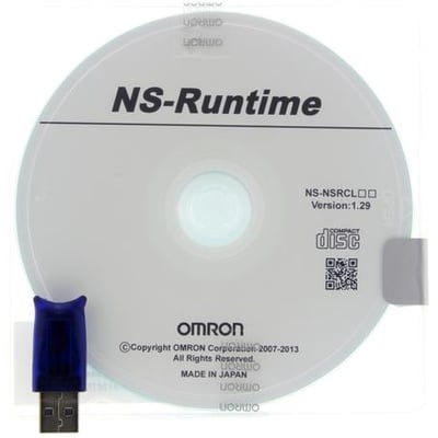 Omron NS-Runtime software CD og en blå USB-dongle til Windows XP, produkt NS-NSRCL1.