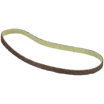 Tyrolit SCM slibebånd 13 x 457 mm i medium kornstørrelse med aluminiumoxid, vist på hvid baggrund.