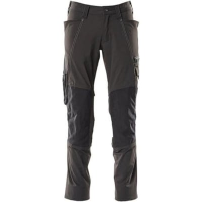 Mascot Accelerate arbejdsbukser i sort str. 82C56, med knælommer i CORDURA® og lynlåse til ventilation.