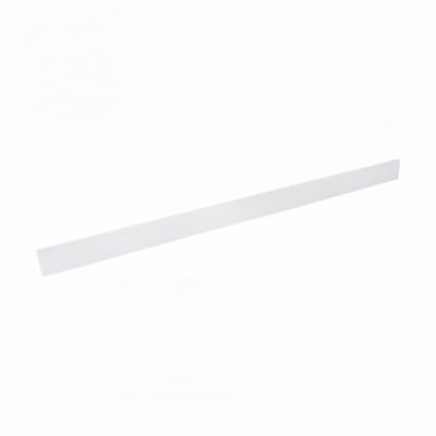 SpectrumLED-profil til LED-strips på 2 meter i hvid PC-plast, vist skråt som en lang, smal skinne.