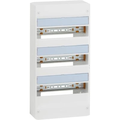 Legrand Drivia gruppetavle i hvid Ral 9003 med 3x13 moduler, set fra siden, fremhæver dybde og monteringsdetaljer på hvid baggrund.