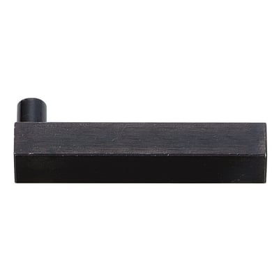 Skaft 50 (9 x 9) i sort metal med en rund tappet ende på en side, isoleret på hvid baggrund.