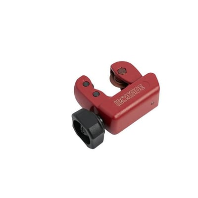Ironside mini-rørskærer til kobber, 3-30 mm, med rødt hus og sorte greb, set skråt forfra.