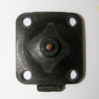 Saunders membran butyl 300 løs, DN65 2 1/2" med fire monteringshuller og central prop.