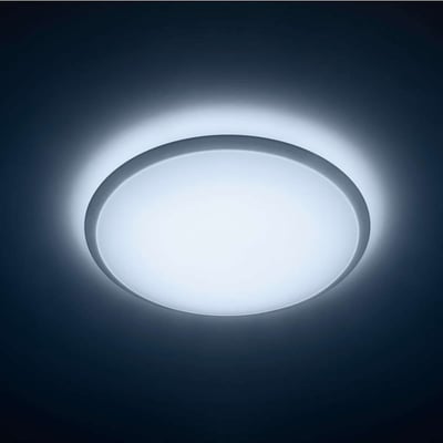 Philips Lighting MyLiving Wawel hvid loftlampe på 20 W lyser jævnt, set skråt forfra med en lysende kant.
