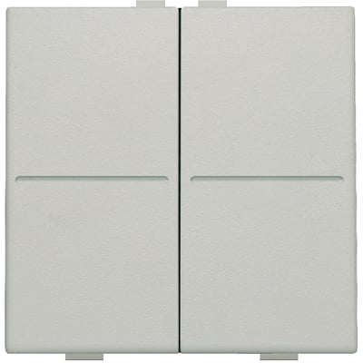 Niko tangent til trådløs 4-tryks betjening i lysegrå. Designet med to firkantede trykflader, der deler en lodret linje og en vandret rille.