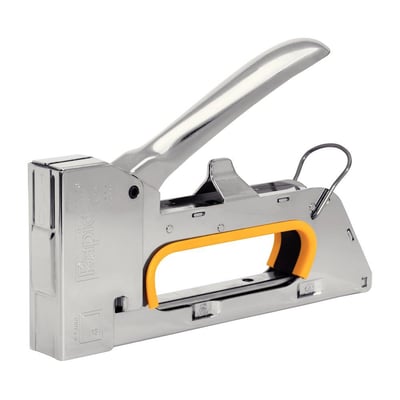 Svenskfremstillet Rapid 23 Ergonomic hæftepistol, vist fra siden med fokus på det ergonomiske håndtag og stålkvalitet.