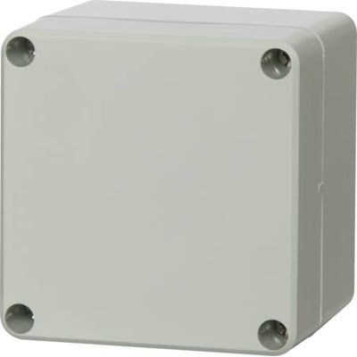 Fibox Euronord kasse 80 x 82 x 55 mm i slagfast ABS med stilrent design og gråt dæksel. Kassen har fire synlige skruehuller til montage.