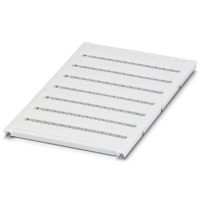 Tættere kig på et ark med Phoenix Contact UC1-TM 5 mærkeskilte, der viser de enkelte skilte og deres forberedelse til mærkning.