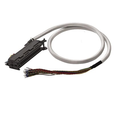 Weidmüller PLC-kabel til analoge signaler med 40-polet stik, gråt kabel og synlige farvede ledere.