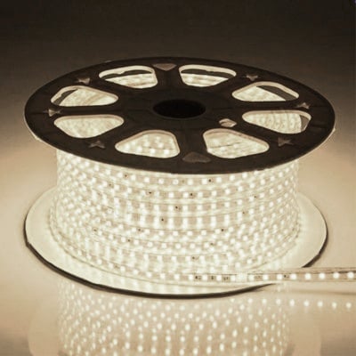 LEDlife LED-strip Type Q på rulle, 5 meter, med 4000K neutralhvidt lys og IP67-vandtæt udførelse.