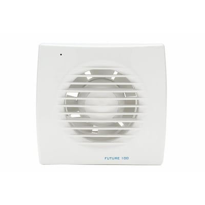 Nærbillede af den hvide S&P Future 100 ventilator, der viser detaljerne af lamellerne og den runde blæser.