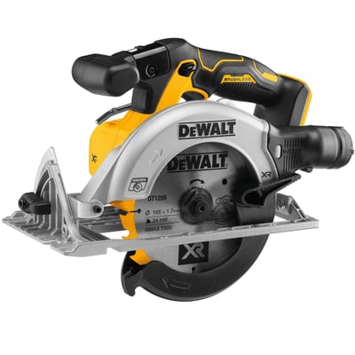 DeWalt 18V XR rundsav DCS565N-XJ med kulløs motor og 165 mm klinge, vist skråt forfra.