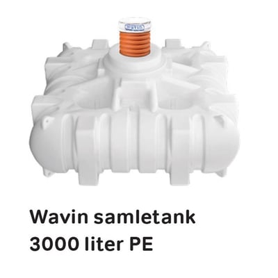 Hvid Wavin-samletank til spildevand i PE med ribbet beholder og orange adgangsrør, angivet til 3 m³.
