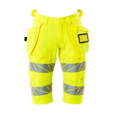 Mascot HI-VIS shorts i klar gul med grå reflekser nederst på benene og flere praktiske lommer.