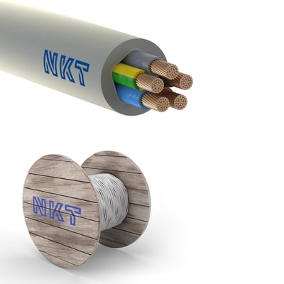 NKT NOIKLX 90 installationskabel 5G6 Eca T250 med lysegrå kappe; den åbne ende viser fem farvede ledere med kobbertråde.