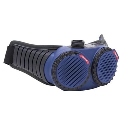 Motorenhed AerGO med blåt kabinet, bæltet og to runde blå ventilatorgrille på hver side af enheden.